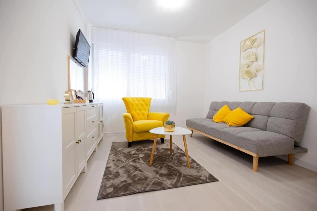 Hotel Panonija Sisak Buitenkant foto