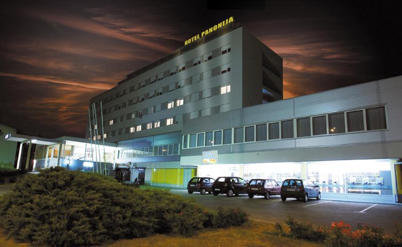 Hotel Panonija Sisak Buitenkant foto